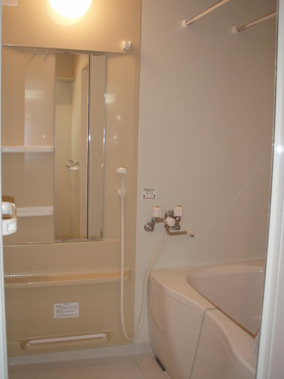 Bath. Area such as shampoo rational