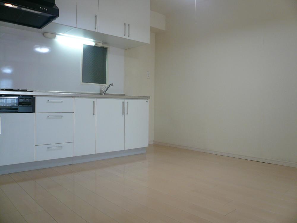 Living. Indoor (12 May 2013) Shooting