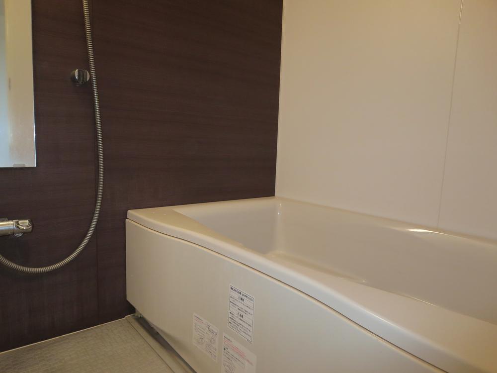 Bathroom. Bathroom is also a pre-renovation! Relaxing shades