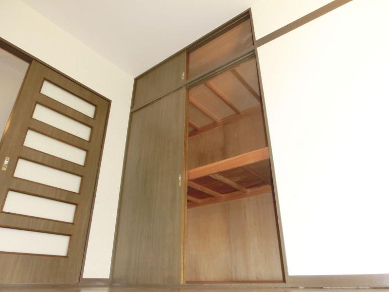 Receipt. There is a large capacity storage space.