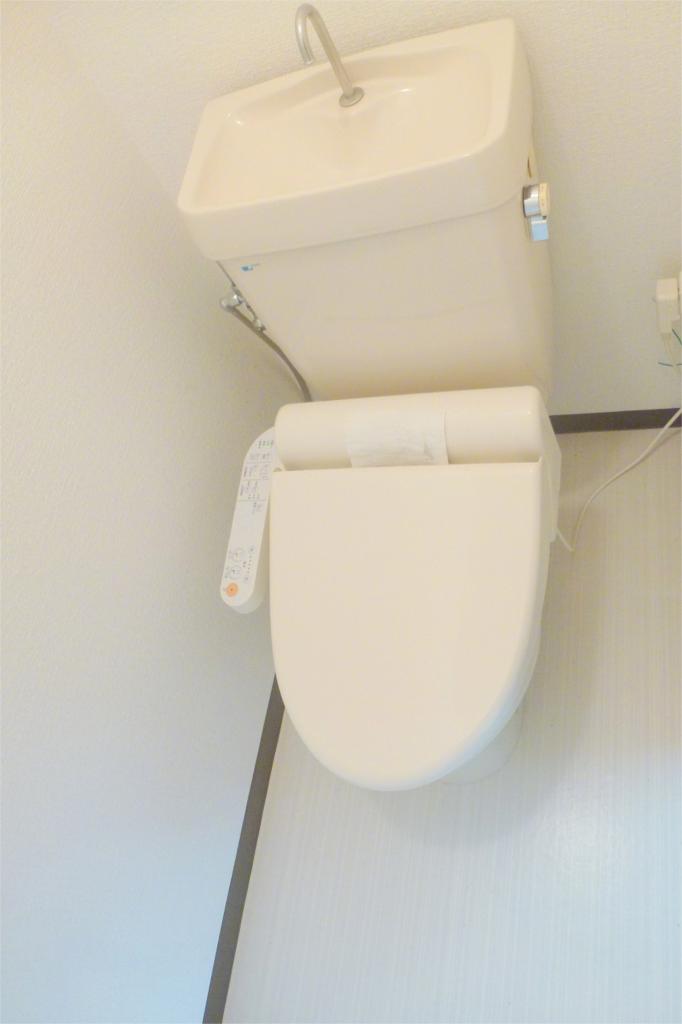 Toilet. Washlet correspondence