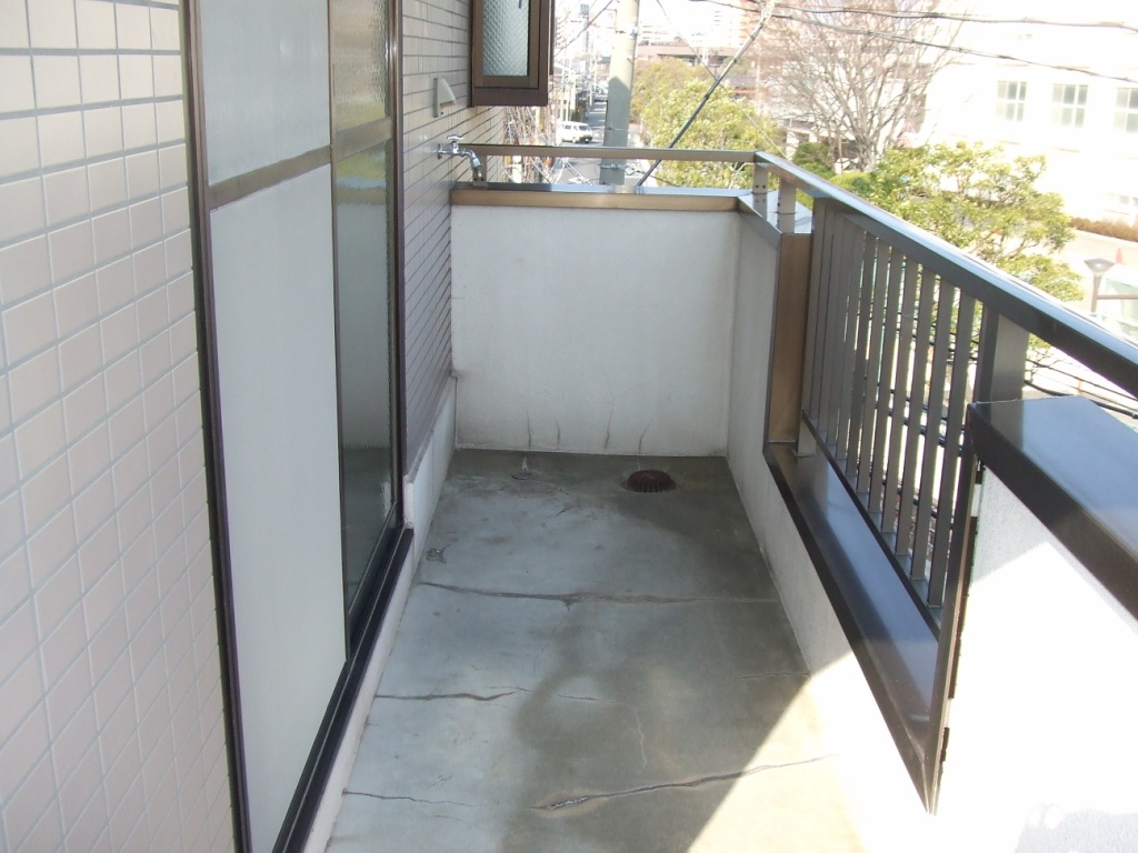 Balcony. East balcony