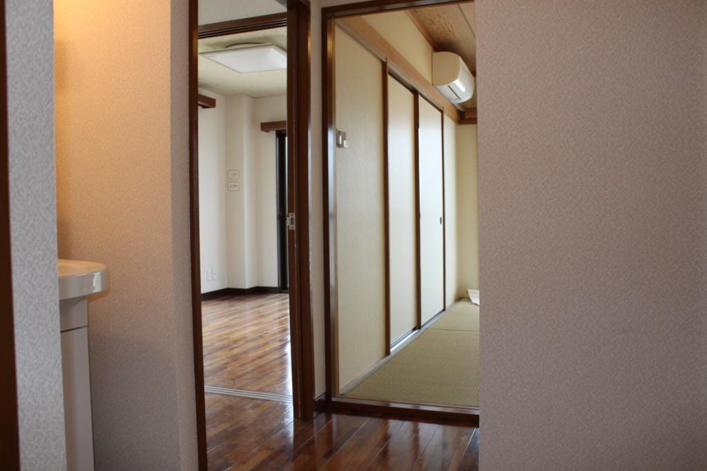 Entrance. Hallway from the entrance to the living room