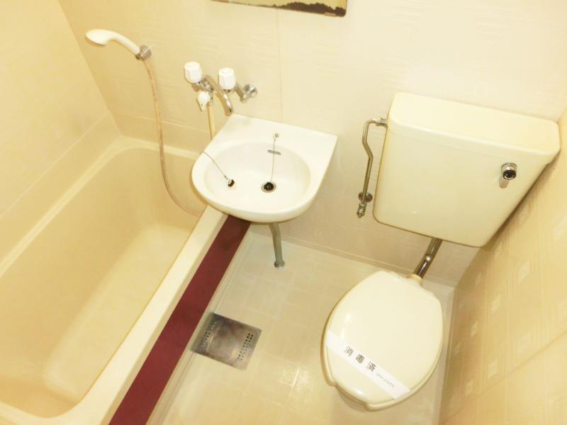 Bath. It is water around with cleanliness.