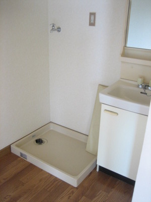 Other Equipment. Waterproof plate