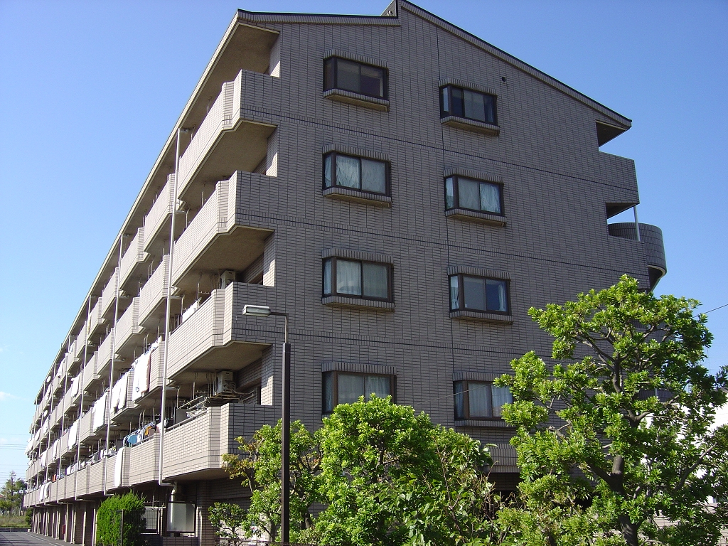 Building appearance. 5-story apartment, Is ZenshitsuminamiMuko