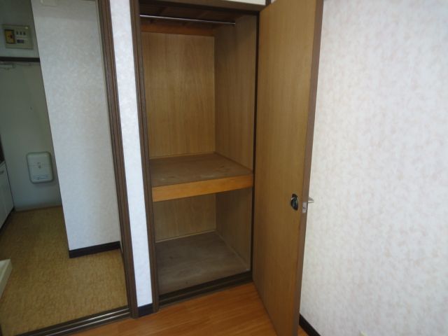 Receipt. Storage is also of course there! !