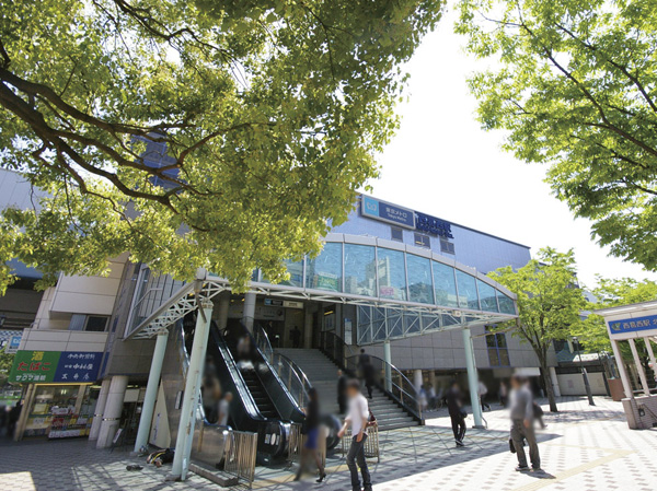 Surrounding environment. Nishi-Kasai Station