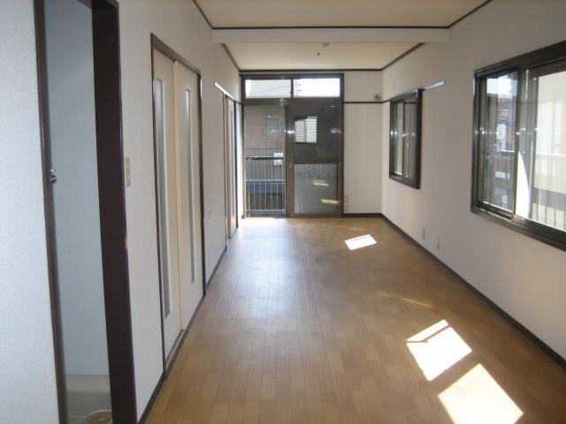 Living and room. Living room 2 (same type)