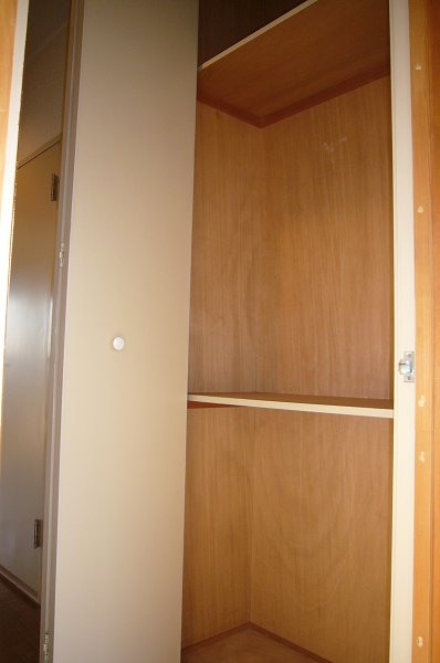 Receipt. Entrance storage