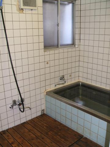 Bath. Big Ofuro 24 hours OK