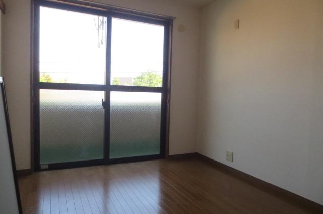 Living and room. Western-style 1