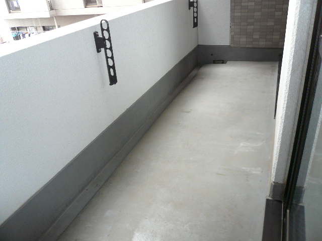 Balcony. Spacious balcony ◎