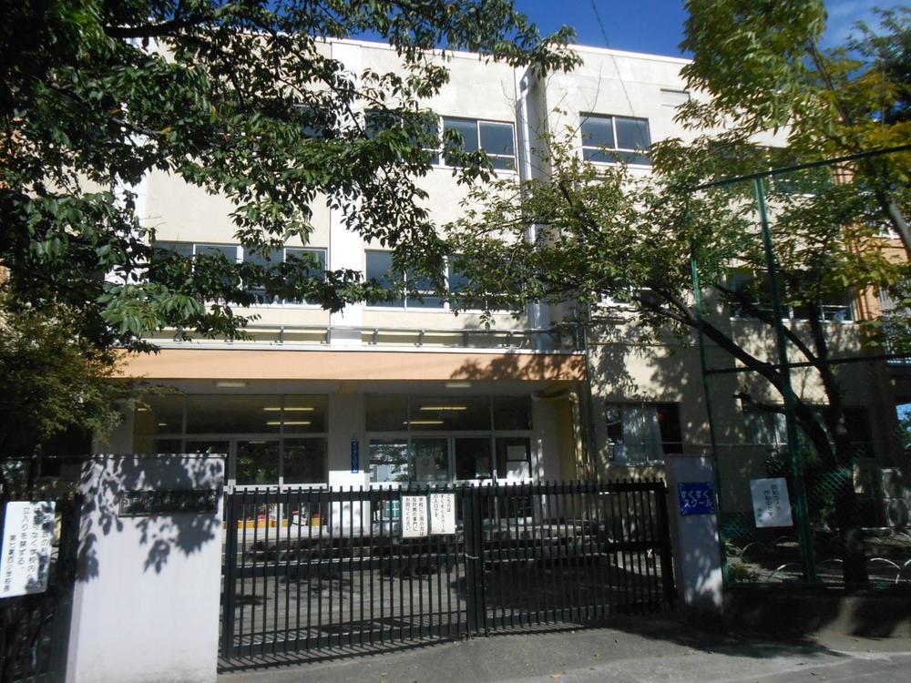 Primary school. 626m to Edogawa Ward seventh Kasai Elementary School