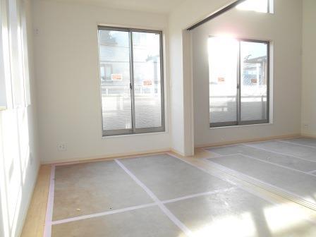 Non-living room. Indoor (12 May 2013) Shooting