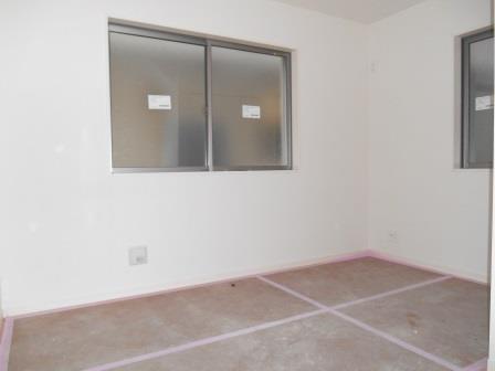 Non-living room. Indoor (12 May 2013) Shooting