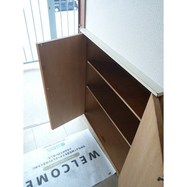 Entrance. Separate photo