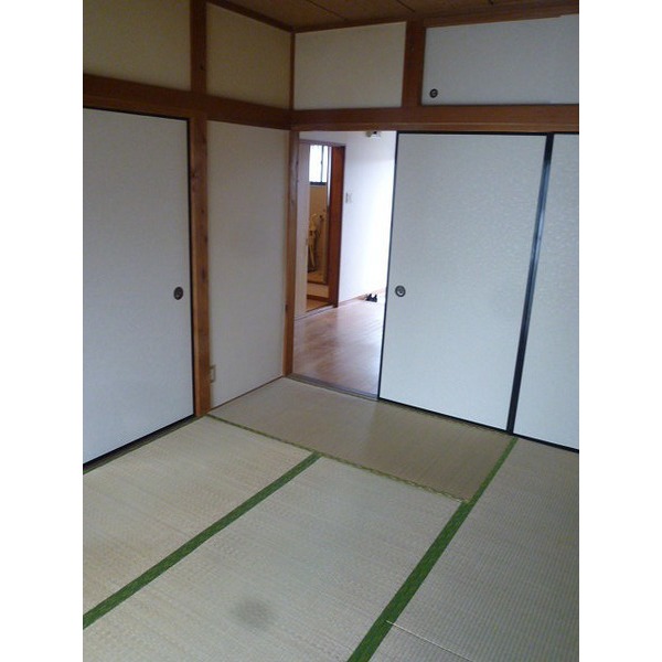 Other room space. Separate photo