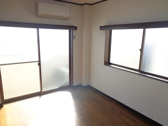 Living and room. Western-style room