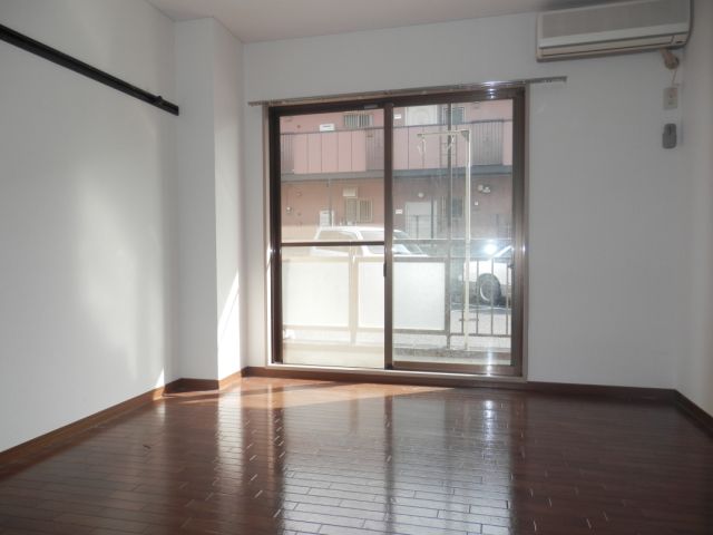 Living and room. Western style room