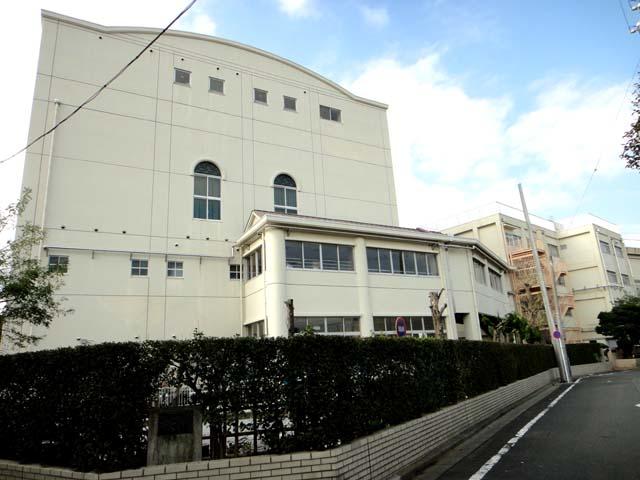 Junior high school. Koiwa 1900m until the fifth junior high school