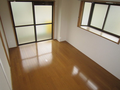 Living and room. For the corner room, There is a bay window