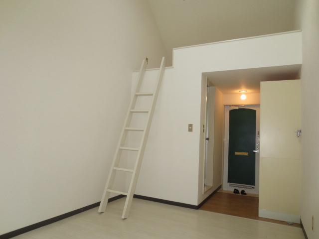 Other room space. Western-style 2