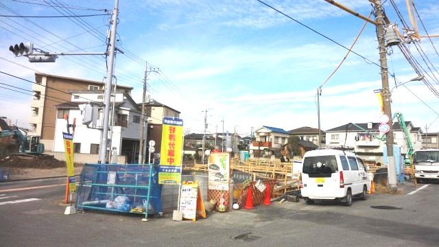 Local appearance photo. Local (12 May 2012) shooting