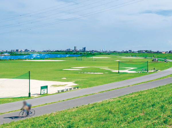 Surrounding environment. Cycling Road (walk 11 minutes / About 870m)