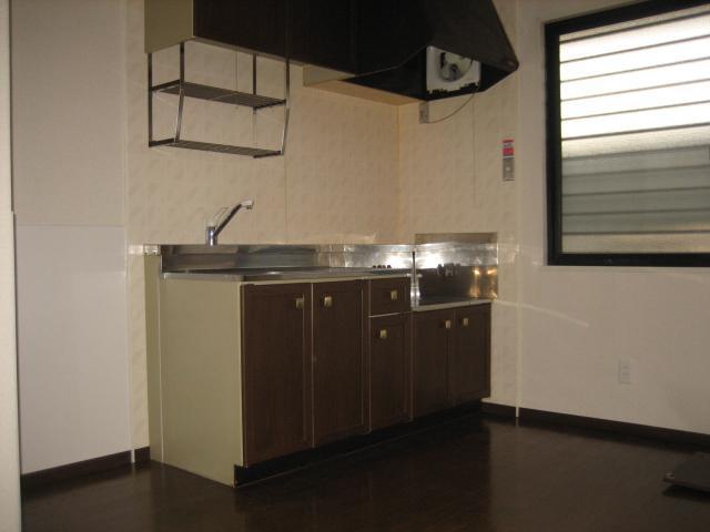 Living and room. Kitchen