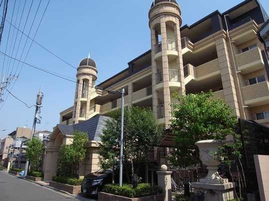 Local appearance photo