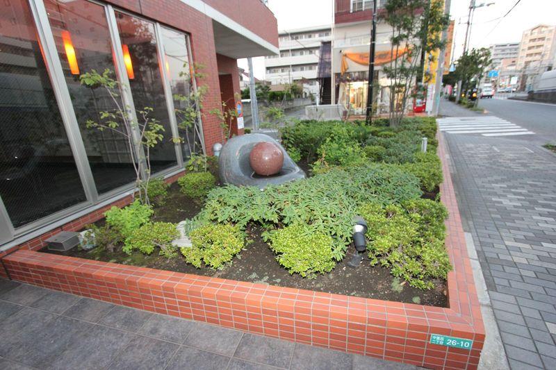 Other local. Garden on the grounds