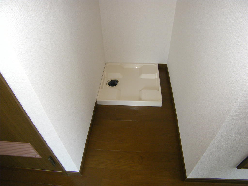 Other Equipment. Indoor Laundry Storage