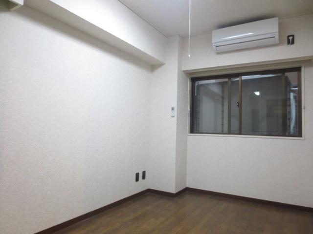 Living and room. Western-style 1