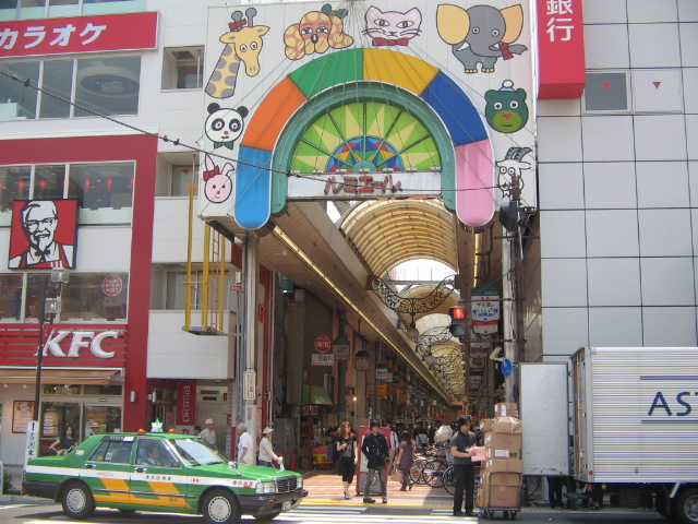 Shopping centre. Lumiere shopping street until the (shopping center) 2000m