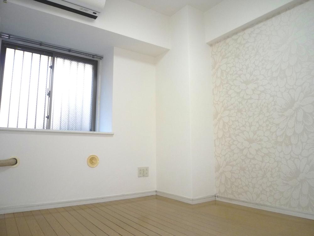 Non-living room. 5 Pledge Western-style (12 May 2013) Shooting