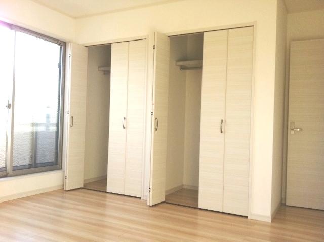 Non-living room. All room with storage