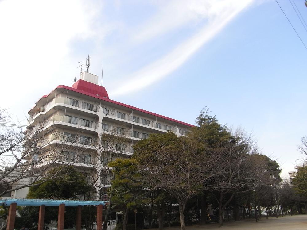 Local appearance photo. Exterior Photos from Municipal Takino park Current large-scale repair work in!