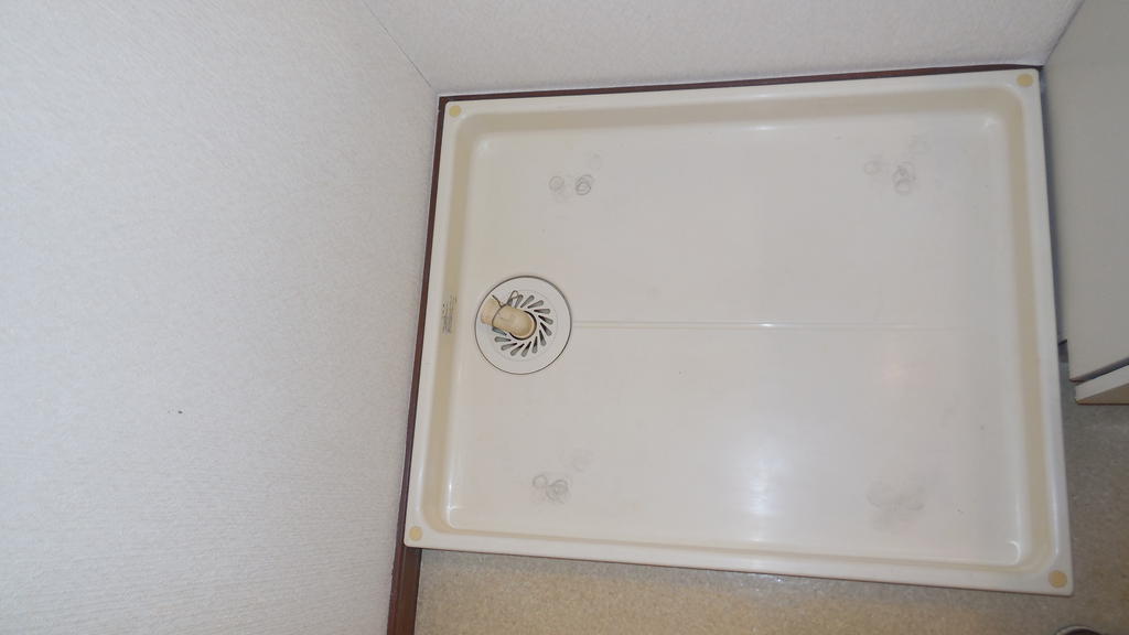 Other room space. Indoor Laundry Storage