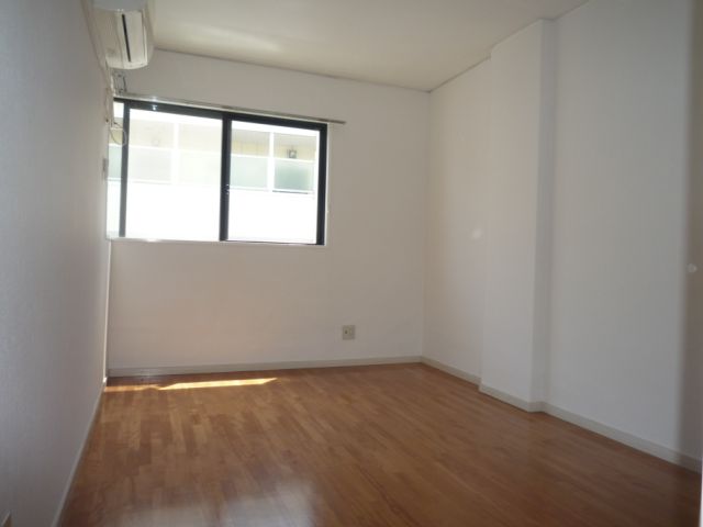 Living and room. Western-style room