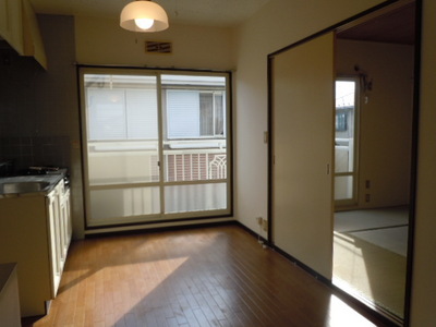 Living and room. Room 1