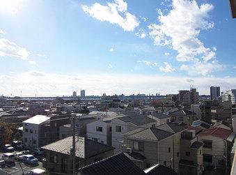 View photos from the dwelling unit. View from the balcony, The surroundings are you and good view from the fifth floor part because the single-family area