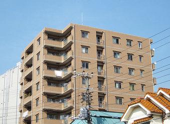 Local appearance photo. Building as seen from the south side It is the fifth floor of the corner dwelling unit because enters may be positive