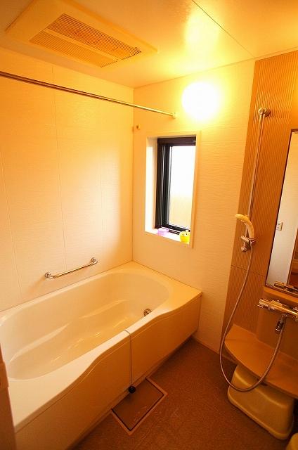 Bathroom. Size 1418 There is also a bathroom window.