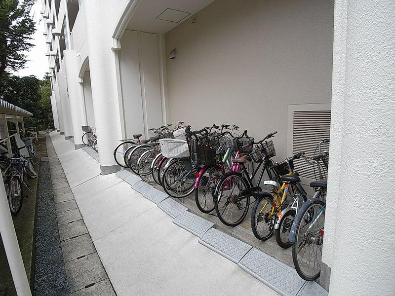Other local. Bicycle-parking space