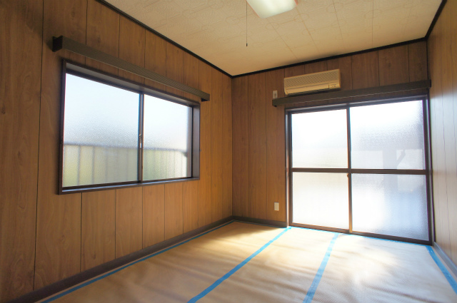 Living and room. Western is