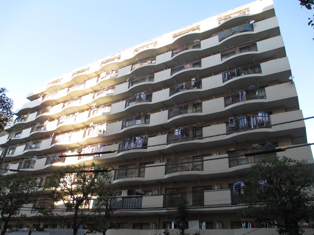 Building appearance. Nishi-Kasai Station 2-minute walk Paste appearance tile