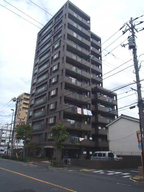 Local appearance photo. Local (10 May 2013) Shooting