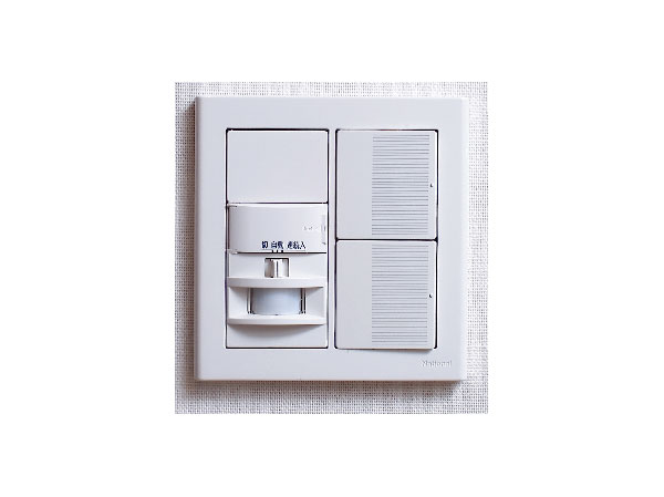 Building structure.  [The human body sensing sensor] Adopt a switch with occupancy sensors to get automatically lighting and through which people. There is no need to look for the switch even in the dark, It is safe at night.