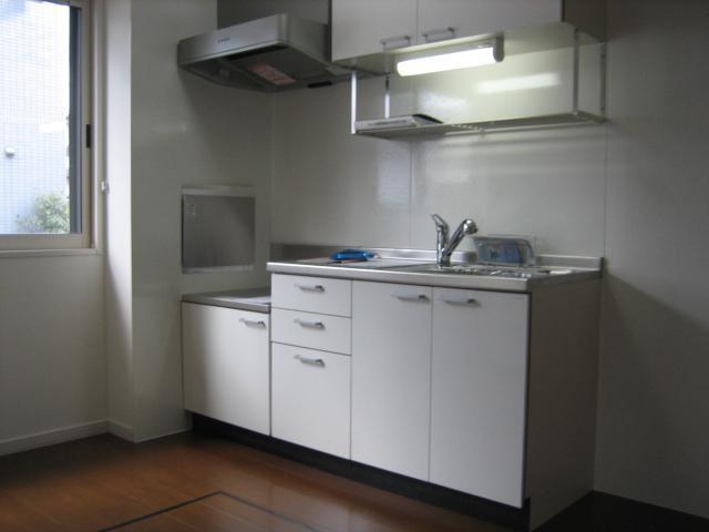 Kitchen. Kitchen (same type)